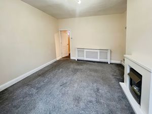 Lounge- click for photo gallery